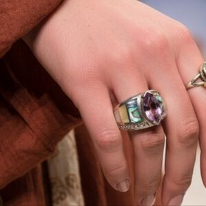 Witney Kelly Sterling Silver ring size 9.75 Mother of pearl abalone CZ Amethyst